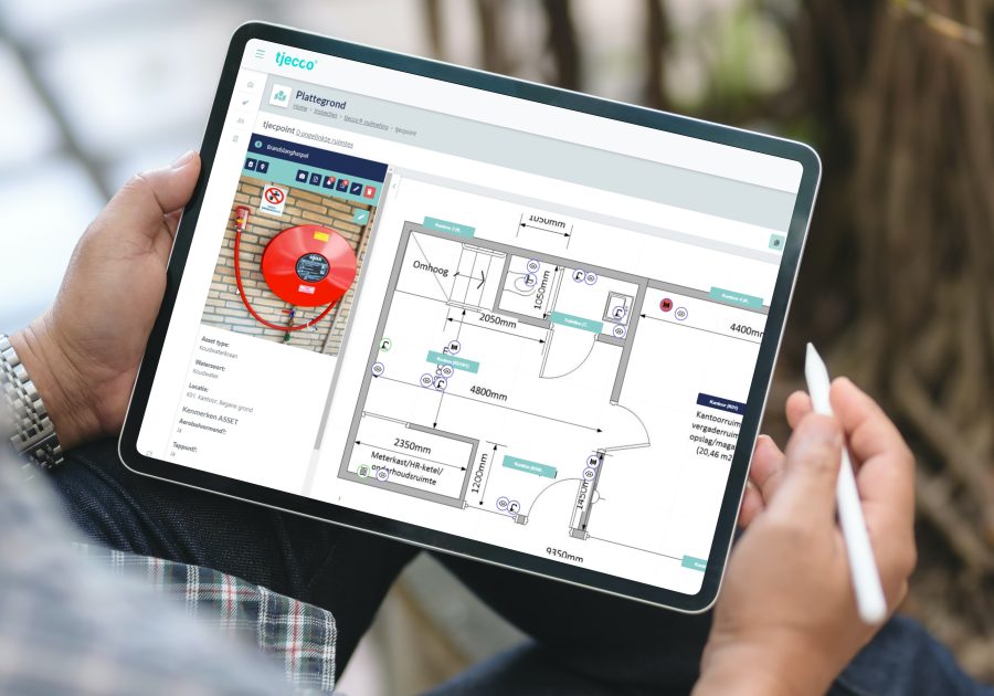 Grafische brandveiligheidsinspectie op tablet